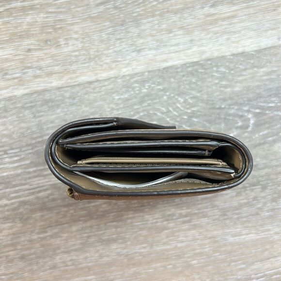 1008-18 Michael kors wallet - Picture 4 of 10